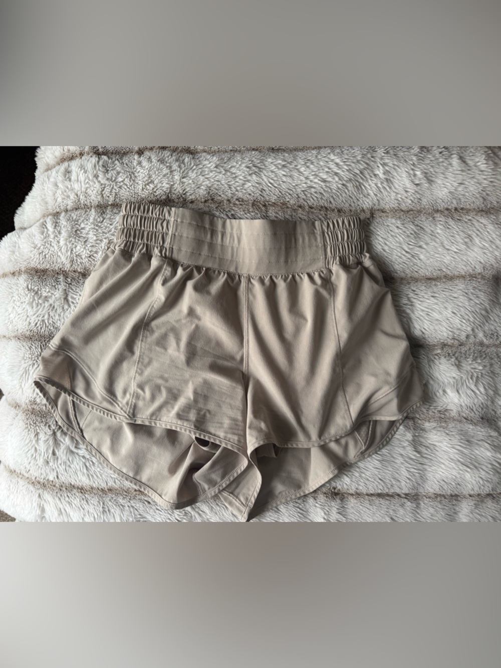 Lululemon hotty hot high rise lined 2.5